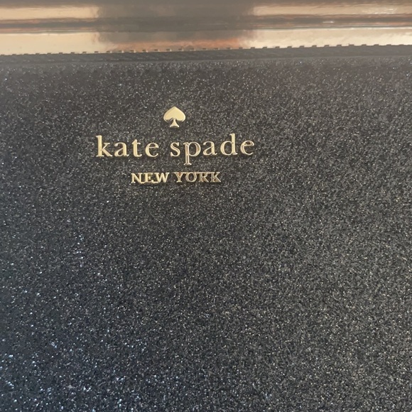 Kate Spade Long Wallet - Picture 2 of 9